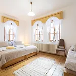 Safran Guest house