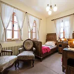 Safran Guest house Stratena