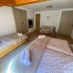 Safran Guest house Stratena