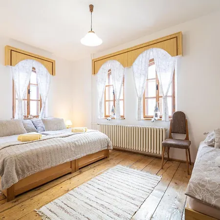 Safran Guest house