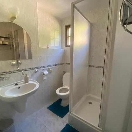 Vendégház Safran Sztracena